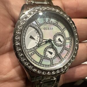 Runs GUESS Chronograph Crystals Silver Women Watch Mother Pearl For Small Wrist